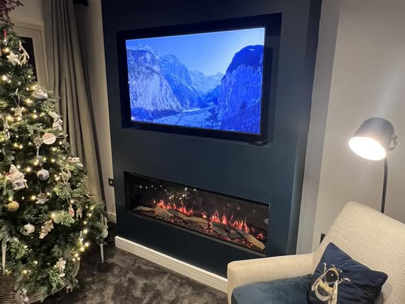 Bespoke Media Wall with Vision VS150 Electric Fire
