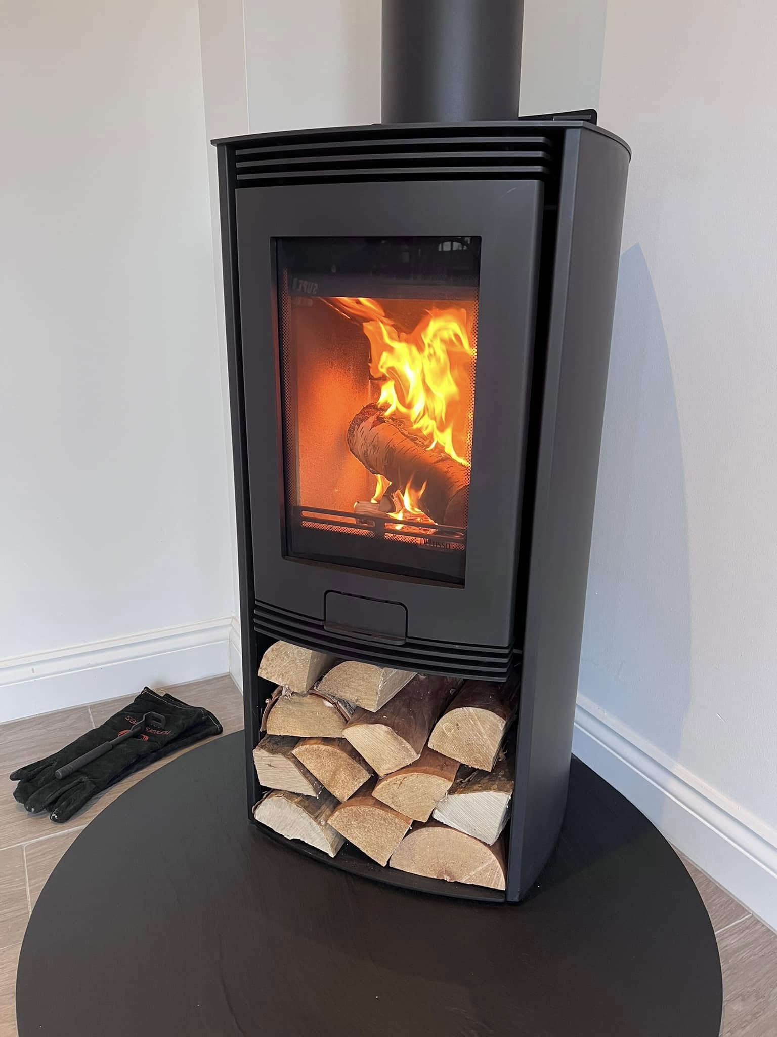 Di Lusso R4 Euro Stove with Teardrop Slate Hearth view 4