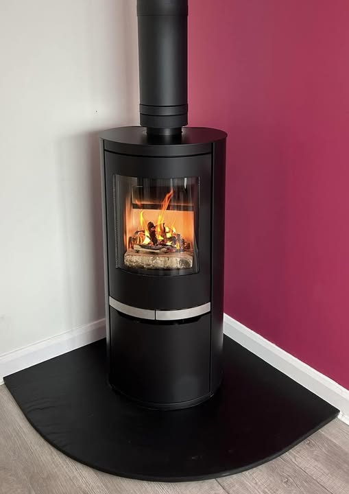 Ovale Tall Cylinder Stove Installation in Blyth