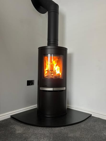 MI Fires Ovale Wood Burner with Rigid Flue System