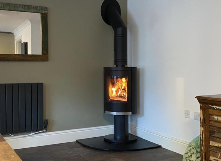 Ovale Pedestal Stove Installation in Blyth view 5