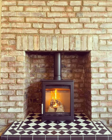 Di Lusso R4 Euro Stove Installation in Annitsford view 5