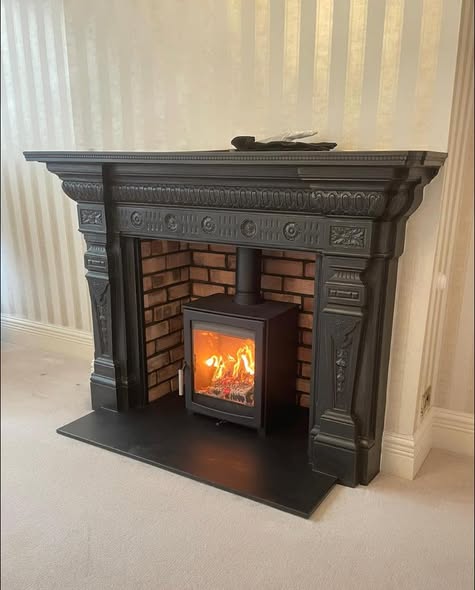 Whitley Bay Fireplace Transformation Retaining Cast Iron Surround