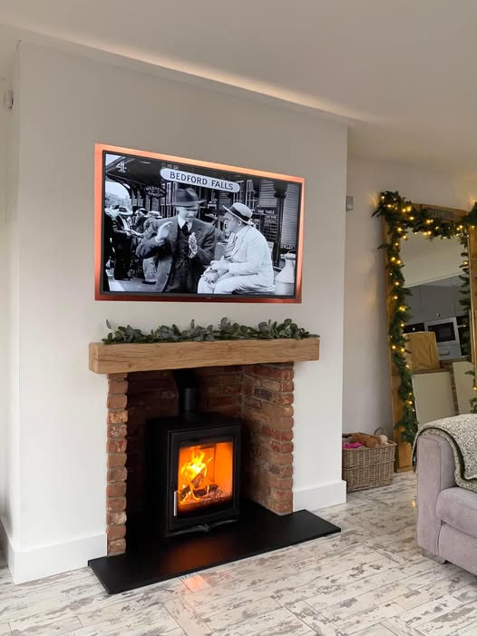 Ashington Feature Fireplace with Tinderbox Stove and Inset TV view 5