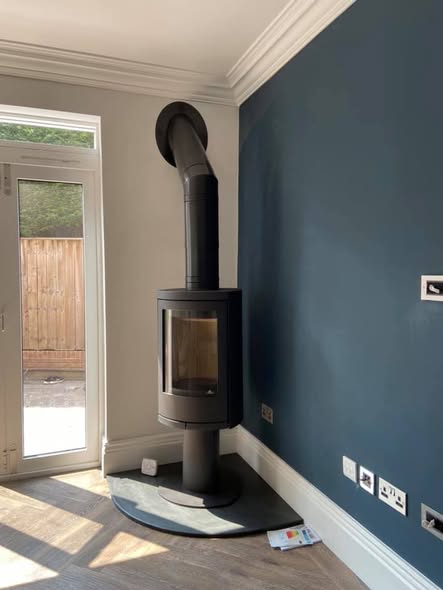 Jydepejsen Cosmo Pedestal Stove in Ponteland