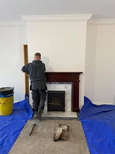 Longframlington Cottage-Style Fireplace with Steel-Framed Chimney Breast view 3