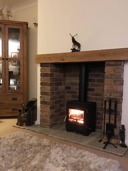 Longframlington Cottage-Style Fireplace with Steel-Framed Chimney Breast view 5