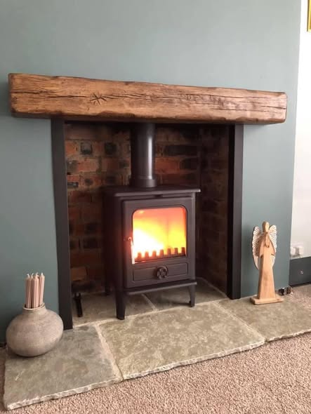 Longframlington Cottage-Style Fireplace with Steel-Framed Chimney Breast
