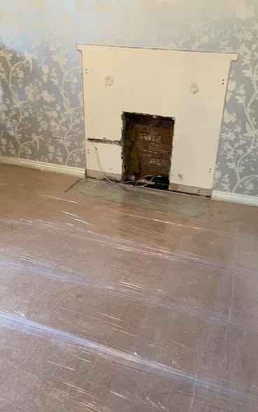 Parkray Aspect 4 with Small False Chimney Breast view 3