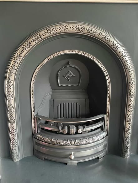 Bio Ethanol Fireplace Package for Flat Wall Installation view 4