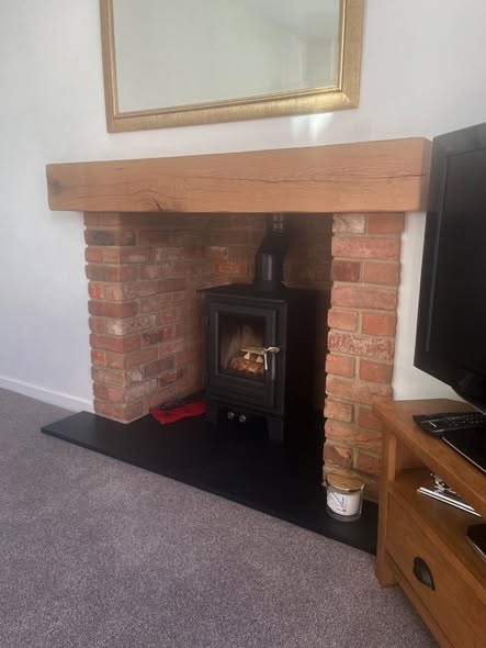 Parkray Aspect 5 Stove with Full-Height Tiled Wall in Amble