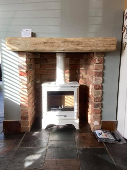 Bassington Cream Enamel Stove with Hybrid Chimney and Twin Wall Flue view 6