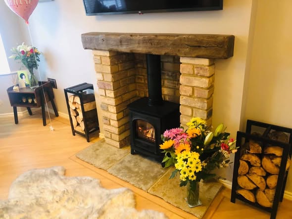 Stockton 5 Balanced Flue Gas Stove with Reclaimed Brick Chamber view 2
