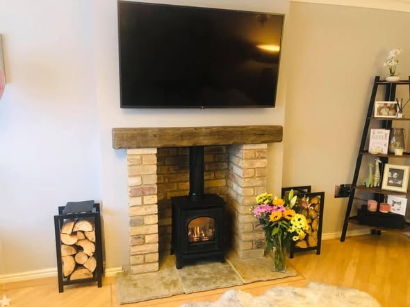 Stockton 5 Balanced Flue Gas Stove with Reclaimed Brick Chamber view 3
