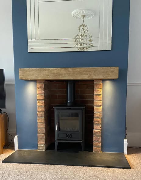 Westfire Uniq 37 Pedestal Stove in Wallsend Extension