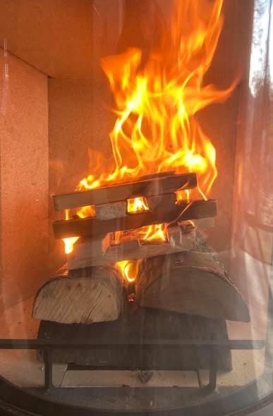 Westfire Uniq 37 Pedestal Stove in Wallsend Extension