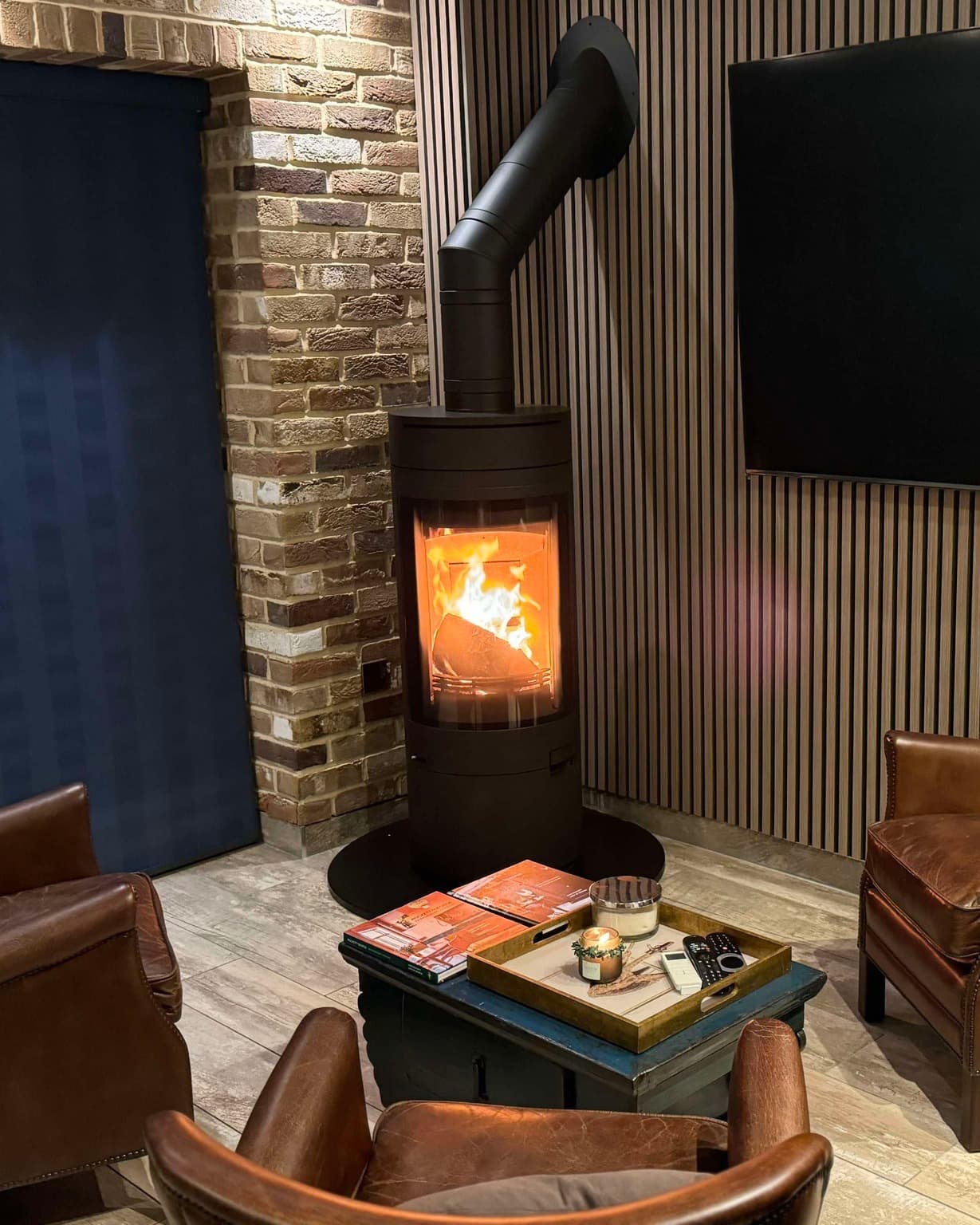 Hunter Halo Radial Stove Installation in a Whiskey Den view 7