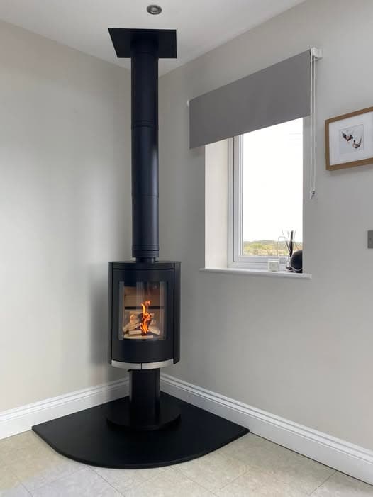 Ovale Pedestal Stove Installation in Alnwick