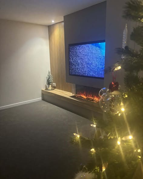 Bespoke Media Wall with Vision Solus 150 Electric Fire view 3